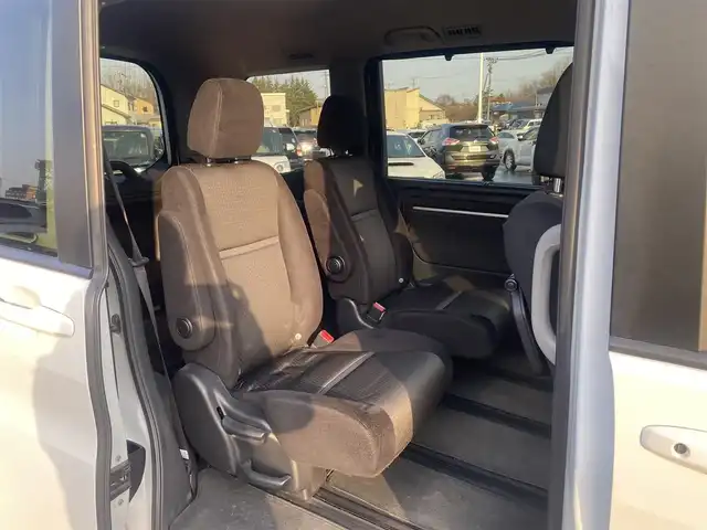 ホンダ ステップワゴン スパーダ ホンダセンシング 青森県 2019(令1)年 5.1万km プラチナホワイトパール ４WD/純正ナビ/フルセグTV/CD/DVD/BT/バックカメラ/両側パワースライドドア/ETC/後席モニター/スマートキー×２/クルーズコントロール/衝突被害軽減システム/レーンアシスト