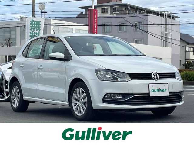 フォルクスワーゲン ポロ TSIコンフォートライン 群馬県 2016(平28)年 6.1万km ピュアホワイト 純正SDナビ/CD・DVD・SD/Bluetooth・フルセグ/バックカメラ/ビルトインETC/純正アルミホイール/純正フロアマット/レインセンサー/フォグランプ/取説・保証書/スマートキー