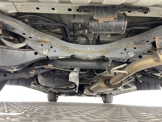 日産 エルグランド 250HWS Sジェットブラック アーバンクロム 神奈川県 2018(平30)年 7.5万km ブリリアントホワイトパール 純正9型ナビ【MM517D-L】/・BT/フルセグTV/CD/DVD/SD/BD/バックカメラ/純正フリップダウンモニター/専用レザーシート/パワーシート(D/N)/シートヒーター(D/N)/両側電動スライドドア/パワーバックドア/MTモード/ウッドコンビステアリング/ステアリングスイッチ/クルーズコントロール/Autoライト/インテリジェントキー/スペアキー/プッシュスタートボタン/LEDヘッドライト/フォグランプ/2列目サンシェード/電話格納ミラー/ウィンカーミラー/純正フロアマット/純正18インチアルミホイール/純正ドアバイザー