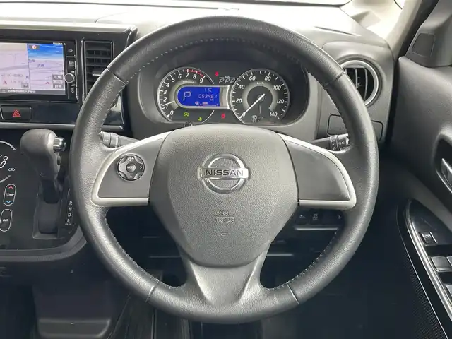 日産 デイズ ルークス ハイウェイスター Xターボ 東京都 2017(平29)年 5.4万km チタニウムグレーメタリック ・エマージェンシーブレーキー/・純正メモリーナビ/・フルセグテレビ/・Bluetooth/・アラウンドビューモニター/・片側パワースライドドア/・ETC/・ドライブレコーダー/・LEDヘッドライト/・スマートキー/・リアサンシェード