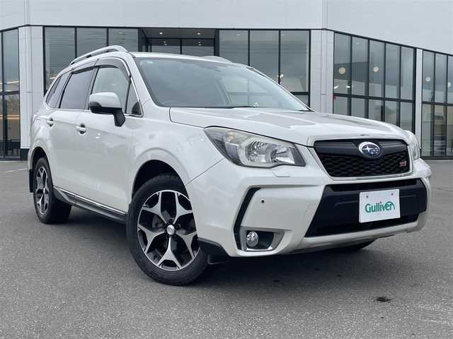 スバル フォレスター 2．0XT アイサイト 青森県 2014(平26)年 7万km サテンホワイトパール 4WD/純正ナビ/（AM/FM/CD/DVD/Bluetooth/TV）/バックモニター/ドライブレコーダー/レーダークルーズコントロール/ビルトインＥＴＣ/アイサイト/衝突被害軽減ブレーキ/レーンキープアシスト/HIDヘッドライト/フォグランプ/オートライト/プッシュスタート/スマートキー/スペアキー/ハーフレザーシート/パワーシート/前席シートヒーター/純正フロアマット/純正18インチアルミホイール/コーナーセンサー/パドルシフト/電動リアゲート