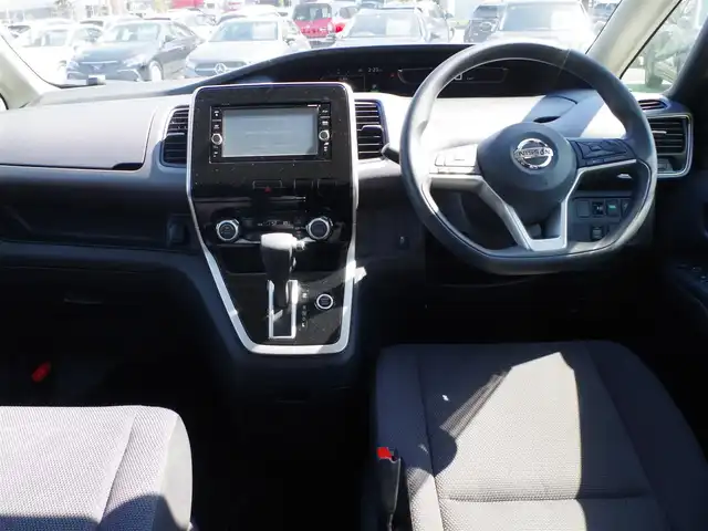 日産 セレナ X Vセレクション 千葉県 2018(平30)年 2.2万km シャイニングブルー エマージェンシーブレーキ/クルーズコントロール/アイドリングストップ/両側パワースライドドア/純正SDナビ/地デジTV/【DVD/CD再生機能】/バックカメラ/ドライブレコーダー（前後撮影）/ETC/ステアリングスイッチ/ウインカーミラー/インテリジェントキー