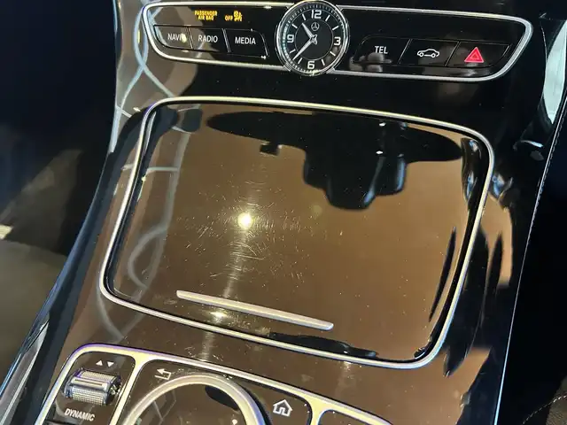メルセデス・ベンツ Ｅ２２０ｄ アバンギャルド スポーツ 宮城県 2016(平28)年 6.5万km カバンサイトブルー AMGライン/レーダーセーフティパッケージ/COMANDシステムHDDナビゲーションシステム/フルセグTV/360°カメラシステム/ハーフレザーシート/シートヒーター/メモリ機能付きパワーシート/マルチビームLEDヘッドライト/オートライト/オートマチックハイビーム/キーレスゴー/アンビエントライト/19インチAW/ETC2.0車載器/パナメリカーナグリル/AppleCarPlay/AndroidAuto