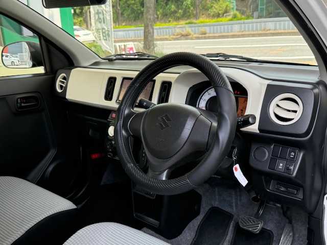 スズキ アルト L 大阪府 2017(平29)年 6.1万km スペリアホワイト /社外ナビ【NR-MZ20】//Bluetooth/SD/CD/ラジオ//シートヒーター//ドライブレコーダー//ETC//アイドリングストップ//横滑り防止