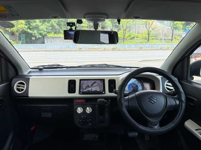 スズキ アルト L 大阪府 2017(平29)年 6.1万km スペリアホワイト /社外ナビ【NR-MZ20】//Bluetooth/SD/CD/ラジオ//シートヒーター//ドライブレコーダー//ETC//アイドリングストップ//横滑り防止