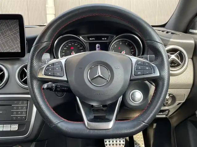 メルセデス・ベンツ ＣＬＡ１８０ AMG スタイル 香川県 2019(平31)年 5.9万km ポーラホワイト ワンオーナー/アイドリングストップ/ACC/純正ナビ/バックカメラ/フルセグTV/ハーフレザー/シートヒーター/パワーシート/サンルーフ/純正18インチアルミ/LEDヘッドライト/ハーマンカードン