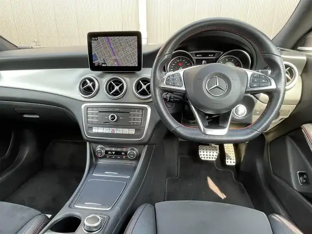 メルセデス・ベンツ ＣＬＡ１８０ AMG スタイル 香川県 2019(平31)年 5.9万km ポーラホワイト ワンオーナー/アイドリングストップ/ACC/純正ナビ/バックカメラ/フルセグTV/ハーフレザー/シートヒーター/パワーシート/サンルーフ/純正18インチアルミ/LEDヘッドライト/ハーマンカードン