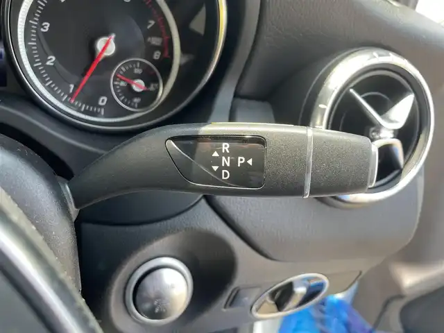 メルセデス・ベンツ ＣＬＡ１８０ AMG スタイル 香川県 2019(平31)年 5.9万km ポーラホワイト ワンオーナー/アイドリングストップ/ACC/純正ナビ/バックカメラ/フルセグTV/ハーフレザー/シートヒーター/パワーシート/サンルーフ/純正18インチアルミ/LEDヘッドライト/ハーマンカードン