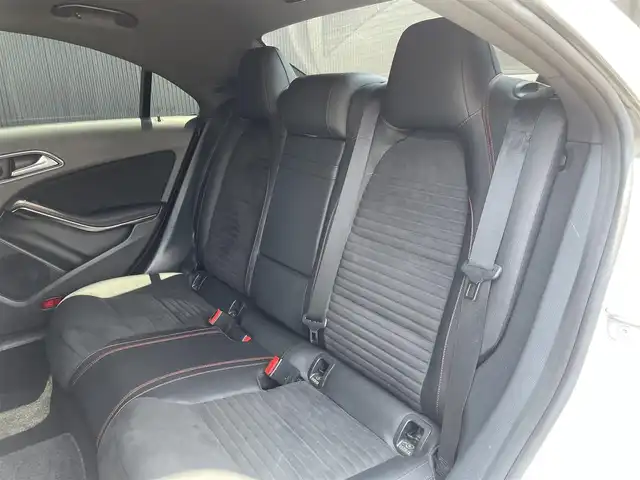 メルセデス・ベンツ ＣＬＡ１８０ AMG スタイル 香川県 2019(平31)年 5.9万km ポーラホワイト ワンオーナー/アイドリングストップ/ACC/純正ナビ/バックカメラ/フルセグTV/ハーフレザー/シートヒーター/パワーシート/サンルーフ/純正18インチアルミ/LEDヘッドライト/ハーマンカードン