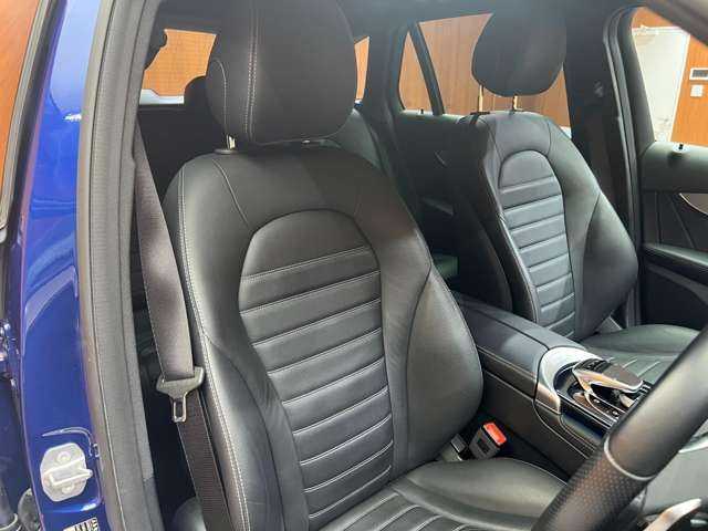 メルセデス・ベンツ ＧＬＣ２２０ d 4マチックスポーツ 本革 千葉県 2019(平31)年 5万km 紺 パノラマＳＲ　/純正ナビ　/３６０°カメラ　/ＡＣＣ　/ヘッドアップディスプレイ　/シートヒーター　/パワーシート　/ＬＥＤヘッドライト　/オートライト　/電動リアゲート　/ドライブレコーダー　/純正１９インチＡＷ