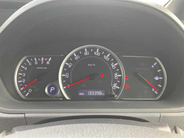 トヨタ ヴォクシー ZS 静岡県 2014(平26)年 13.4万km ボルドーマイカメタリック (株)IDOMが運営する【じしゃロン焼津店】の自社ローン専用車両になります。こちらは現金またはオートローンご利用時の価格です。自社ローンご希望の方は別途その旨お申付け下さい /社外ＳＤナビ/(フルセグＴＶ/Ｂｌｕｅｔｏｏｔｈ接続/ＣＤ/ＤＶＤ)/後席モニター/片側パワースライドドア/バックカメラ/ＥＴＣ/プッシュスタート＆スマートキー/ＬＥＤヘッドライト/オートライト