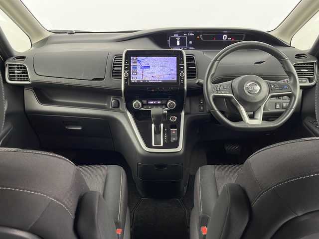 日産 セレナ ハイウェイスター プロパイロットED 埼玉県 2017(平29)年 3.9万km ブリリアントホワイトパール 純正ナビ（ＳＤ・ＦＭ・ＡＭ・ＴＶ・Bluetooth・CD・DVD）/ビルトインＥＴＣ/バックカメラ/クルーズコントロール/プロパイロット/両側パワースライドドア/横滑り防止装置/盗難防止装置/衝突軽減ブレーキ/コーナーセンサー/純正アルミホイール/純正フロアマット/純正ドアバイザー/プッシュスタート/LEDヘッドライト/フロントフォグ/ウィンカーミラー/革巻きハンドル/スマートキー