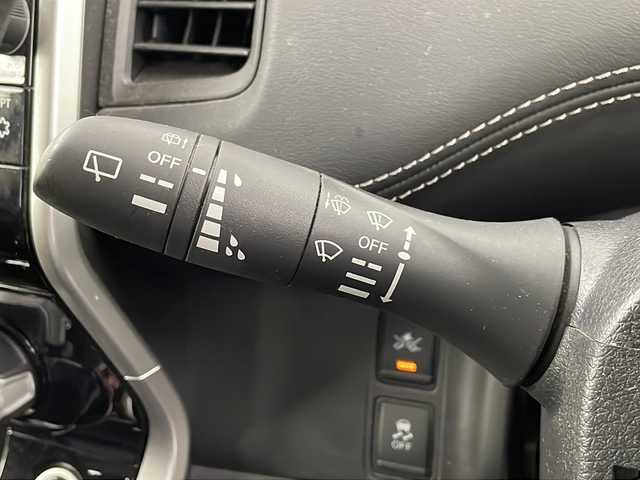 日産 セレナ ハイウェイスター プロパイロットED 埼玉県 2017(平29)年 3.9万km ブリリアントホワイトパール 純正ナビ（ＳＤ・ＦＭ・ＡＭ・ＴＶ・Bluetooth・CD・DVD）/ビルトインＥＴＣ/バックカメラ/クルーズコントロール/プロパイロット/両側パワースライドドア/横滑り防止装置/盗難防止装置/衝突軽減ブレーキ/コーナーセンサー/純正アルミホイール/純正フロアマット/純正ドアバイザー/プッシュスタート/LEDヘッドライト/フロントフォグ/ウィンカーミラー/革巻きハンドル/スマートキー