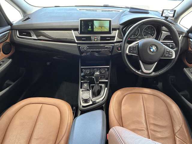 ＢＭＷ ２１８ｄ グランツアラー ラグジュアリー 静岡県 2018(平30)年 4.9万km ワイン 前期モデル/アドバンスド・セーフティパッケージ/・ACC/HUD/純正HDDナビゲーション/・Bluetooth/USB/AM/FM/バックカメラ/コンフォート・アクセス/メモリー付きパワーシート/シートヒーター（前席）/ミラー一体型ETC/スーパーキャット搭載/茶革シート/社外ドライブレコーダー