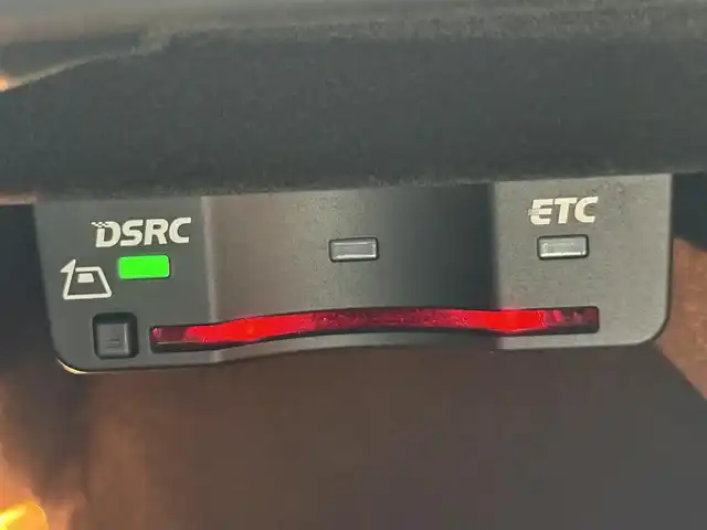 アウディ ＴＴクーペ 2．0 TFSI Sラインパック 静岡県 2016(平28)年 6.2万km グレイシアホワイトメタリック ハーフレザーシート/バーチャルコックピット/(CD/DVD/Bluetooth/フルセグ)/バックカメラ/クルーズコントロール/パーキングアシスト/スマートキー/ETC/ドライブレコーダー/純正フロアマット/純正18インチアルミホイール/保証書/取説