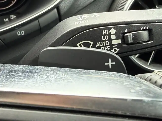 アウディ ＴＴクーペ 2．0 TFSI Sラインパック 静岡県 2016(平28)年 6.2万km グレイシアホワイトメタリック ハーフレザーシート/バーチャルコックピット/(CD/DVD/Bluetooth/フルセグ)/バックカメラ/クルーズコントロール/パーキングアシスト/スマートキー/ETC/ドライブレコーダー/純正フロアマット/純正18インチアルミホイール/保証書/取説