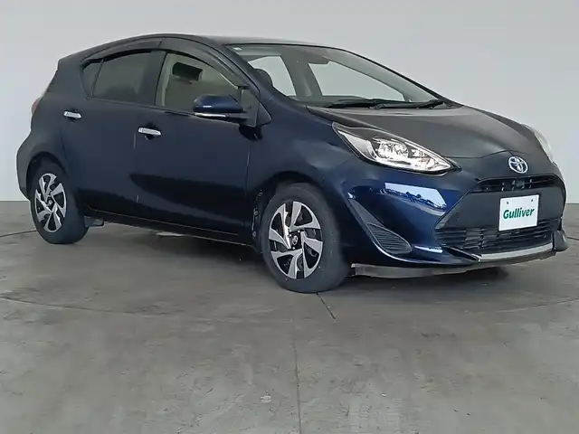 トヨタ アクア S スタイルブラック 愛知県 2020(令2)年 1.6万km ダークブルーマイカ トヨタセーフティセンス/　・衝突被害軽減ブレーキ/　・クリアランスソナー/純正ＳＤナビ/　（ＢＴ／ワンセグＴＶ／ＣＤ／ＤＶＤ）/パノラミックビューモニター/ＥＴＣ/ＬＥＤヘッドライト/プッシュスタート