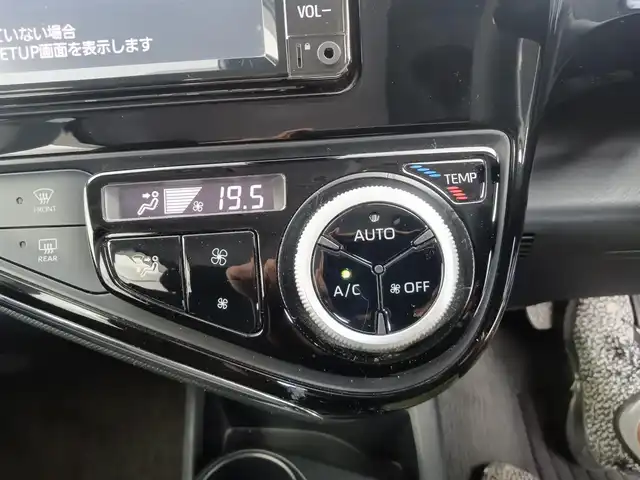 トヨタ アクア S スタイルブラック 愛知県 2020(令2)年 1.6万km ダークブルーマイカ トヨタセーフティセンス/　・衝突被害軽減ブレーキ/　・クリアランスソナー/純正ＳＤナビ/　（ＢＴ／ワンセグＴＶ／ＣＤ／ＤＶＤ）/パノラミックビューモニター/ＥＴＣ/ＬＥＤヘッドライト/プッシュスタート
