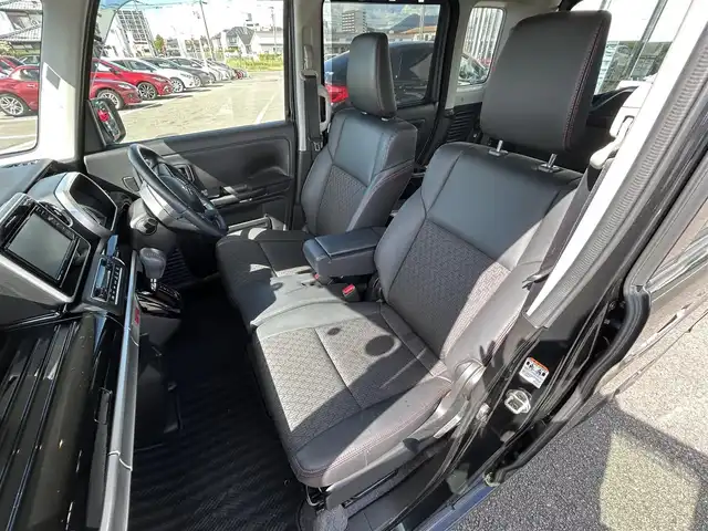 スズキ スペーシア カスタム HYBRID XS 長崎県 2020(令2)年 4.8万km ブルーイッシュブラックパール3 〇ストラーダナビ(パナソニック)/〇フルセグTV/〇デュアルセンサーブレーキサポート/〇車線逸脱警報機能/〇先行車発進お知らせ機能/〇後退時ブレーキサポート/〇リアパーキングセンサー/〇誤発進抑制機能/〇ふらつき機能警報/〇ハイビームアシスト/〇後方誤発進抑制機能/〇両側電動スライドドア/〇SRSエアバッグ/〇LEDヘッドランプ/〇LEDフロントフォグランプ/〇LEDフロントイルミネーション/〇オートライト/〇オートエアコン/〇エコクール/〇リアヒーターダクト/〇スリムサーキュレーター/〇サイドシルスポイラー/〇リアスポイラー/〇リアエアロバンパー/〇純正アルミ/〇盤面発光メーター/〇マルチインフォメーションディスプレイ/〇レッドステッチ入革巻きステアリングホイール/〇シートヒーター/〇パーソナルテーブル/〇キーレスプッシュスタート/〇禁煙車