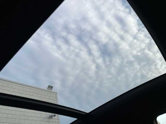 トヨタ ハリアー ハイブリッド エレガンス 茨城県 2014(平26)年 7.4万km ブラック 純正ナビ/-BT/AM/FM/CD/TV　/サンルーフ　/バックカメラ　/モデリスタエアロ　/４ＷＤ　/ＬＥＤヘッドライト　/パワーシート　/１８インチインターミラノアルミホイール　/ハーフレザーシート　/スマートキー　/ＥＴＣ　/ｂｒｅｍｂｏキャリパー/ISOFIX