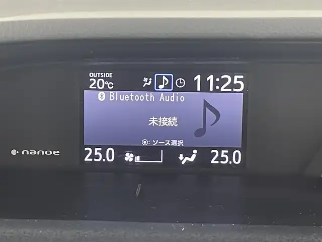 トヨタ エスクァイア Gi 埼玉県 2017(平29)年 5.4万km ボルドーマイカメタリック フリップダウンモニター　/純正ナビ　/バックカメラ　/ビルトインＥＴＣ　/前席シートヒーター　/クルーズコントロール　/両側パワースライドドア　/衝突軽減システム　/レーンキープアシスト/オートマティックハイビーム/純正１５インチアルミホイール　/純正フロアマット/ＬＥＤヘッドライト/ウィンカーミラー/ドアバイザー/ロールサンシェード/プッシュスタート/スマートキー
