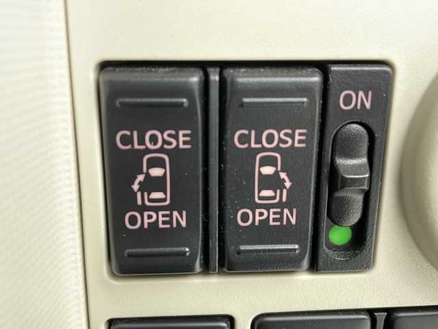 ダイハツ ムーヴ キャンバス G メイクアッフ SA Ⅱ 宮城県 2016(平28)年 7.8万km パールホワイトⅢ 禁煙車/スマートアシストII/・プリクラッシュセーフティーシステム/・レーンキープアシスト/両側パワースライドドア/D席シートヒーター/純正7インチナビ/・BT.CD.DVD.SD/バックカメラ/フルセグテレビ/ETC/社外ドライブレコーダー（前後）/プッシュスタート/スマートキー（2本）/ステアリングスイッチ/純正フロアマット/LEDヘッドランプ/LEDフォグランプ/アイドリングストップ/横滑り防止機能