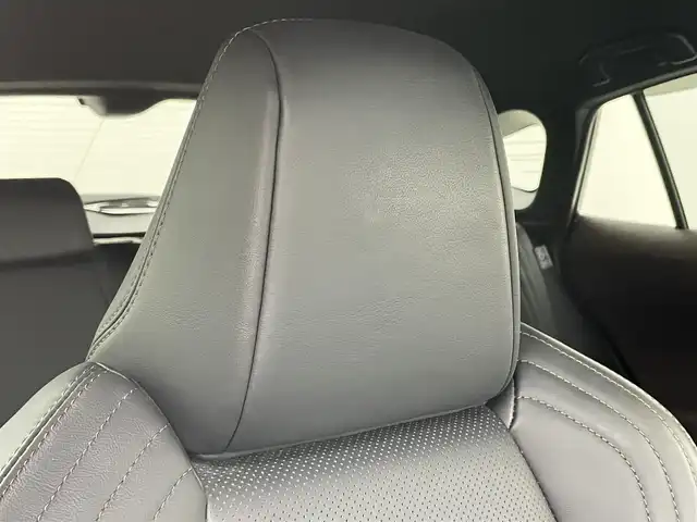 トヨタ ハリアー Z レザーパッケージ 岡山県 2020(令2)年 5.5万km ホワイトパールクリスタルシャイン 純正12.3インチディスプレイオーディオ/・FM/AM/Bluetooth/フルセグ/CarPlay/パノラマミックビューモニター/デジタルインナーミラー/ワイヤレス充電/レザーシート/・パワーシート/・シートメモリー/・ベンチレーション/パワーバックドア/トヨタセーフティーセンス/・プリクラッシュセーフティ/・レーンディパーチャーアラート/・レーダークルーズコントロール/・コーナーセンサー/・オートマチックハイビーム/ビルトインETC2.0/ドライブレコーダー/LEDヘッドライト/・フォグライト/純正フロアマット/ドアバイザー