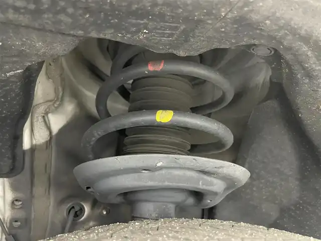 トヨタ ハリアー Z レザーパッケージ 岡山県 2020(令2)年 5.5万km ホワイトパールクリスタルシャイン 純正12.3インチディスプレイオーディオ/・FM/AM/Bluetooth/フルセグ/CarPlay/パノラマミックビューモニター/デジタルインナーミラー/ワイヤレス充電/レザーシート/・パワーシート/・シートメモリー/・ベンチレーション/パワーバックドア/トヨタセーフティーセンス/・プリクラッシュセーフティ/・レーンディパーチャーアラート/・レーダークルーズコントロール/・コーナーセンサー/・オートマチックハイビーム/ビルトインETC2.0/ドライブレコーダー/LEDヘッドライト/・フォグライト/純正フロアマット/ドアバイザー