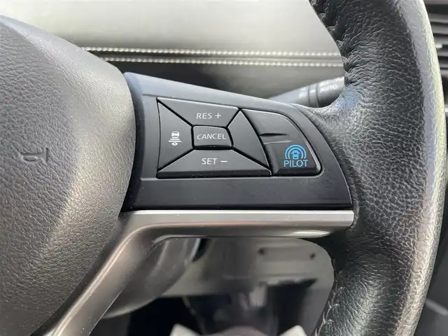 日産 セレナ ハイウェイスター G 福島県 2016(平28)年 8.4万km ブリリアントホワイトパール 両側パワースライドドア/純正ナビ/フルセグＴＶ/ＣＤ/ＤＶＤ/ＦＭ・ＡＭ/Ｂｌｕｅｔｏｏｔｈ/全方位カメラ/後席モニター/プロパイロット/純正フロアマット/ＥＴＣ/ドライブレコーダー/オートホールド