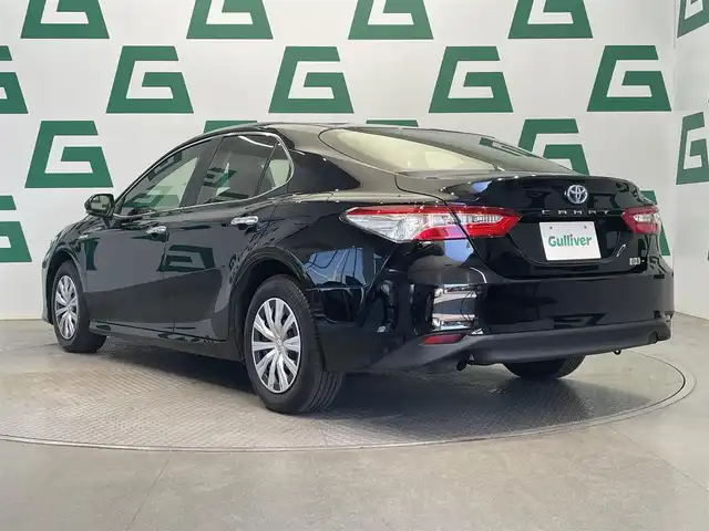 トヨタ カムリ X 鹿児島県 2019(令1)年 3.2万km アティチュードブラックマイカ 社外SDナビ/BT/CD/AM/FM/AUX/バックカメラ/ETC/トヨタセーフティセンス/レーダークルーズコントロール/電動パーキングブレーキ/オートブレーキホールド/ステアリングリモコン/LEDヘッドライト/純正フロアマット