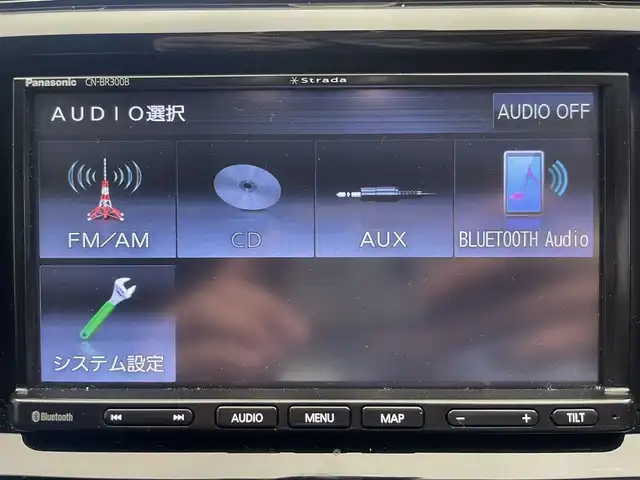 トヨタ カムリ X 鹿児島県 2019(令1)年 3.2万km アティチュードブラックマイカ 社外SDナビ/BT/CD/AM/FM/AUX/バックカメラ/ETC/トヨタセーフティセンス/レーダークルーズコントロール/電動パーキングブレーキ/オートブレーキホールド/ステアリングリモコン/LEDヘッドライト/純正フロアマット