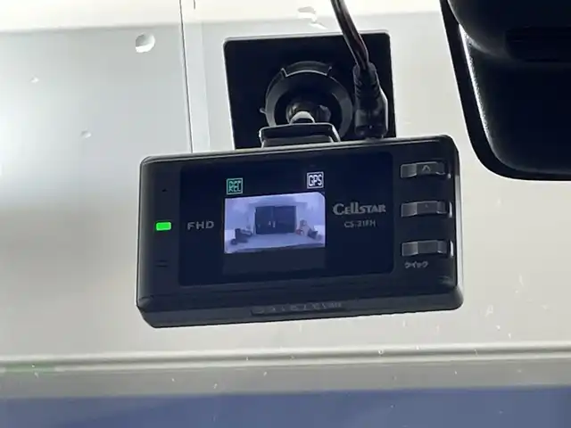 スズキ ソリオ HV MZ 滋賀県 2024(令6)年 1万km メロウディープレッドパール 社外8インチナビ/【CD.DVD.Bluetooth.フルセグTV】/全方位カメラ/衝突軽減ブレーキ/追従クルーズコントロール/レーンキープアシスト/LEDヘッドライト/オートライト/オートハイビーム/前席シートヒーター/ETC/前方ドライブレコーダー/クリアランスソナー/アイドリングストップ/両側電動スライドドア/ヘッドアップディスプレイ/プッシュスタート/スマートキー