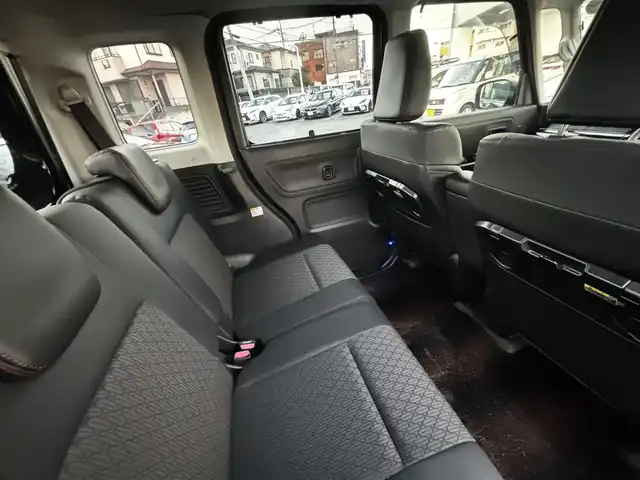 スズキ スペーシア カスタム HYBRID XS ターボ 熊本県 2018(平30)年 7.9万km ブルーイッシュブラックパール3 純正メモリナビ（CN-RZ83）/【フルセグTV/Bluetooth/CD/DVD】/バックカメラ/両側パワースライドドア/衝突軽減ブレーキ/車線逸脱/クルーズコントロール/ヘッドアップディスプレイ/クリアナンスソナー/横滑り防止/ハーフレザーシート/シートヒーター/ドライブレコーダー/アイドリングストップ/純正フロアマット/プッシュスタート/スマートキー