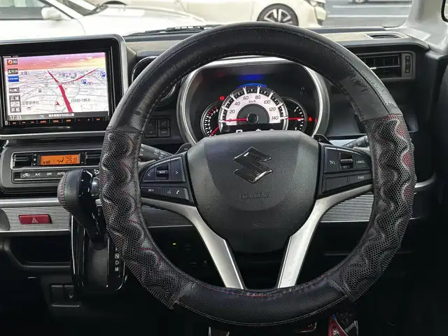 スズキ スペーシア カスタム HYBRID XS ターボ 熊本県 2018(平30)年 7.9万km ブルーイッシュブラックパール3 純正メモリナビ（CN-RZ83）/【フルセグTV/Bluetooth/CD/DVD】/バックカメラ/両側パワースライドドア/衝突軽減ブレーキ/車線逸脱/クルーズコントロール/ヘッドアップディスプレイ/クリアナンスソナー/横滑り防止/ハーフレザーシート/シートヒーター/ドライブレコーダー/アイドリングストップ/純正フロアマット/プッシュスタート/スマートキー