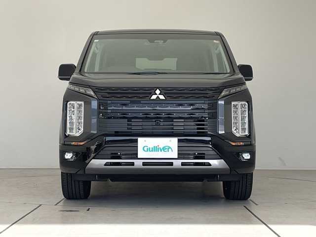 三菱 デリカＤ：５ シャモニー 愛知県 2025(令7)年 0.1千km グレーⅡ 登録済未使用車/両側パワースライドドア/レーダークルーズコントロール/シートヒーター/バックカメラ/電動リアゲート/パワーシート/純正アルミホイール/ブラインドスポットモニター/LEDヘッドライト/パドルシフト/ステアリングヒーター/オートマチックハイビーム/衝突軽減システム/ステアリングスイッチ/スマートキー/プッシュスタート