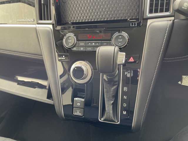 三菱 デリカＤ：５ シャモニー 愛知県 2025(令7)年 0.1千km グレーⅡ 登録済未使用車/両側パワースライドドア/レーダークルーズコントロール/シートヒーター/バックカメラ/電動リアゲート/パワーシート/純正アルミホイール/ブラインドスポットモニター/LEDヘッドライト/パドルシフト/ステアリングヒーター/オートマチックハイビーム/衝突軽減システム/ステアリングスイッチ/スマートキー/プッシュスタート