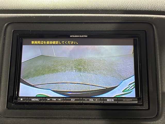 ホンダ ヴェゼル ハイブリッド X 沖縄県 2016(平28)年 10.6万km クリスタルブラックパール 禁煙車/ホンダセンシング/社外ナビ/・ＣＤ／ＤＶＤ/・フルセグＴＶ／Ｂｌｕｅｔｏｏｔｈ/フリップダウン/クルーズコントロール/バックカメラ/純正ホイール/ステアリングリモコン/パドルシフト/スペアキー/ETC/取扱説明書/保証書