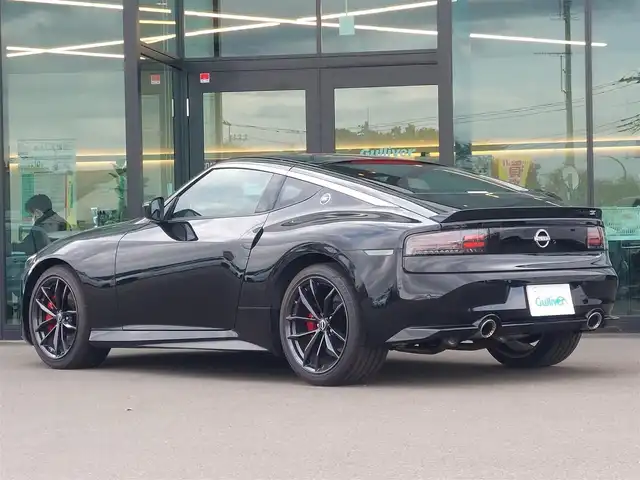 日産 フェアレディ Ｚ バージョンST 東京都 2024(令6)年 0.3万km 黒 エアロパッケージ/セキュリティ＆セーフティパック付/本革ファブリックコンビシート/パワーシート/シートヒーター/BOSEサウンド/純正ナビ/フルセグTV/バックカメラ/ETC2.0/ドライブレコーダー/衝突経変ブレーキ/レーダークルーズコントロール/ブラインドスポットアシスト/横滑り防止装置/プッシュスタート/19インチ純正アルミホイール/スマートキー