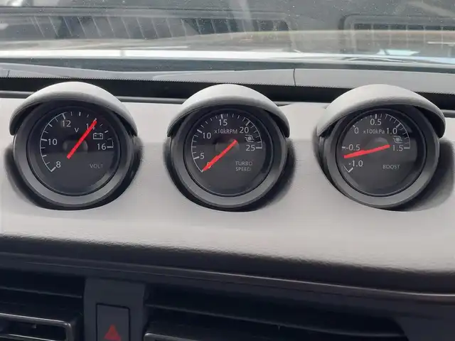 日産 フェアレディ Ｚ バージョンST 東京都 2024(令6)年 0.3万km 黒 エアロパッケージ/セキュリティ＆セーフティパック付/本革ファブリックコンビシート/パワーシート/シートヒーター/BOSEサウンド/純正ナビ/フルセグTV/バックカメラ/ETC2.0/ドライブレコーダー/衝突経変ブレーキ/レーダークルーズコントロール/ブラインドスポットアシスト/横滑り防止装置/プッシュスタート/19インチ純正アルミホイール/スマートキー