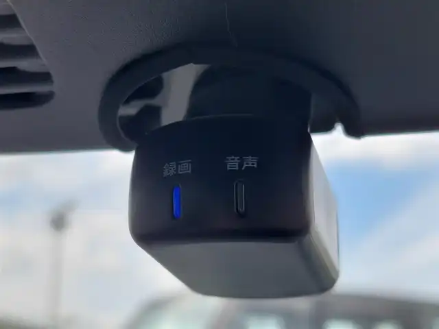 日産 フェアレディ Ｚ バージョンST 東京都 2024(令6)年 0.3万km 黒 エアロパッケージ/セキュリティ＆セーフティパック付/本革ファブリックコンビシート/パワーシート/シートヒーター/BOSEサウンド/純正ナビ/フルセグTV/バックカメラ/ETC2.0/ドライブレコーダー/衝突経変ブレーキ/レーダークルーズコントロール/ブラインドスポットアシスト/横滑り防止装置/プッシュスタート/19インチ純正アルミホイール/スマートキー