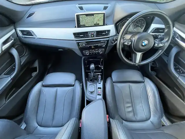 ＢＭＷ Ｘ１ xDrive 18d Mスポーツ 静岡県 2018(平30)年 2.9万km 黒 ハイラインパッケージ/・パーフォレーテッドダコタレザーシート/・フロントシートヒーティング/・ファインウッドオークグレインマットインテリアトリム/・パールクロームハイライト/アンビエントライト/メモリー付きパワーシート/iDrive/(Bluetooth/CD/DVD/USB)/パーキングアシスト/インテリジェントセーフティー/ヒルディセントコントロール/ESC/電動リアゲート/純正18インチアルミホイール/バックカメラ/ETC/保証書/取扱説明書