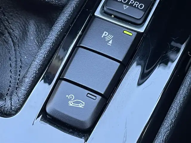 ＢＭＷ Ｘ１ xDrive 18d Mスポーツ 静岡県 2018(平30)年 2.9万km 黒 ハイラインパッケージ/・パーフォレーテッドダコタレザーシート/・フロントシートヒーティング/・ファインウッドオークグレインマットインテリアトリム/・パールクロームハイライト/アンビエントライト/メモリー付きパワーシート/iDrive/(Bluetooth/CD/DVD/USB)/パーキングアシスト/インテリジェントセーフティー/ヒルディセントコントロール/ESC/電動リアゲート/純正18インチアルミホイール/バックカメラ/ETC/保証書/取扱説明書