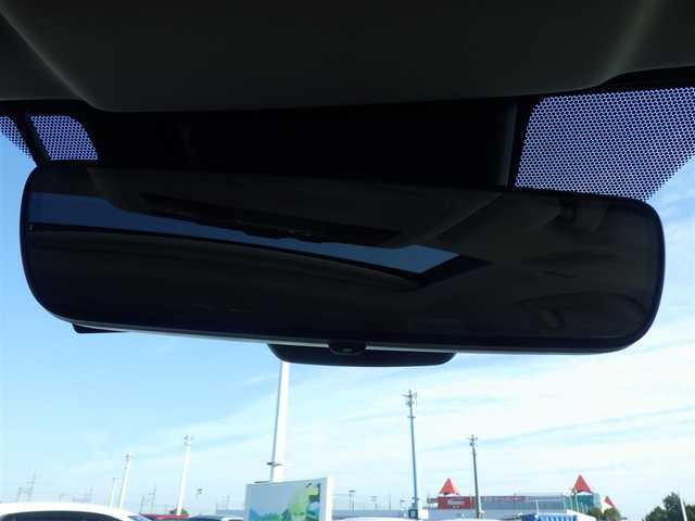 レクサス ＵＸ 300e バージョンL 千葉県 2021(令3)年 3.9万km ソニッククォーツ Lexus Safety System+/・プリクラッシュセーフティ/・レーンディパーチャーアラート/・オートハイビーム/・ブラインドスポットモニター/・レーダークルーズコントロール/充電ケーブル/ヘッドアップディスプレイ/パワーバックドア/コンビレザーシート/前席パワーシート/エアシート/シートヒーター/純正ナビ/地デジTV/【DVD/CD再生機能　Bluetooth接続】/パノラミックビューモニター/ドライブレコーダー/革巻きステアリング/ステアリングスイッチ/ステアリングヒーター/パドルシフト/ETC/LEDヘッドライト/フォグライト/ウインカーミラー/クリアランスソナー/純正18インチアルミホイル/サイド/カーテンエアバッグ/スマートキー