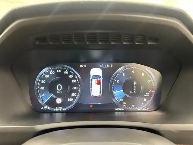 ボルボ ＸＣ９０ T6 AWD インスクリプション 兵庫県 2018(平30)年 8.8万km クリスタルホワイトP 純正HDDナビ/（CD、BT、フルセグ）/アラウンドビューモニター/コーナーセンサー/クロストラフィックアラート/自動駐車/アイドリングストップ/ETC/LKA/PCS/HUD/BLIS/ACC/ステアリングヒーター/パワーシート/本革シート/前席２ndシートシートヒーター/パワーバックドア/４WD/ルーフレール/社外フロアマット/オートハイビーム/LEDヘッドライト/LEDフォグランプ/純正２０インチAW