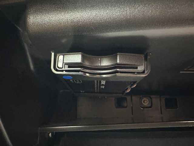 ボルボ ＸＣ９０ T6 AWD インスクリプション 兵庫県 2018(平30)年 8.8万km クリスタルホワイトP 純正HDDナビ/（CD、BT、フルセグ）/アラウンドビューモニター/コーナーセンサー/クロストラフィックアラート/自動駐車/アイドリングストップ/ETC/LKA/PCS/HUD/BLIS/ACC/ステアリングヒーター/パワーシート/本革シート/前席２ndシートシートヒーター/パワーバックドア/４WD/ルーフレール/社外フロアマット/オートハイビーム/LEDヘッドライト/LEDフォグランプ/純正２０インチAW