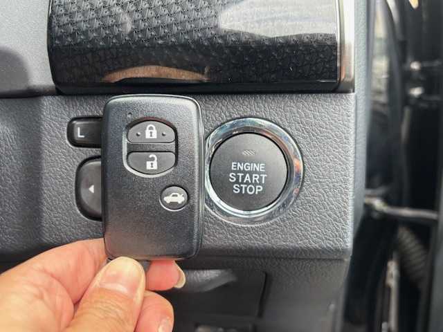 トヨタ マークＸ 250RDS 宮城県 2017(平29)年 5.2万km ブラック 登録時走行距離51819km/SD純正ナビ/CD/DVD/Bluetooth/モデリスタエアロ/追従クルーズコントロール/バックカメラ/横滑り防止装置/衝突軽減ブレーキ/オートライト/シートヒーター/パドルシフト/コーナーセンサー/ETC/純正フロアマット/電動格納ミラー/LEDヘッドライト