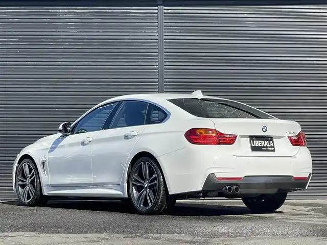 ＢＭＷ ４２０ｉ グランCP セレブレーションED 山梨県 2016(平28)年 4.2万km アルピンホワイトⅢ 1オーナー/200台限定/黒革/アダプティブLED/専用19AW/HUD/純正HDDナビ/Bカメラ/PDC/BT/電動リアG/ACC/LDW/LKA/Aライト/ミラー型ETC/ドラレコ/レーダー/スペアキー/記録簿/保証書