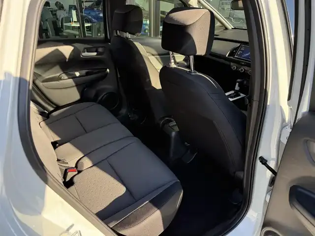 ホンダ フィット e:HEVベーシック 栃木県 2020(令2)年 11.8万km プレミアムサンライトホワイトパール ホンダセンシング /レーダークルーズ/レーンアシスト/クリアランスソナー /純正ナビ/Bluetooth/DVD再生/バックカメラ/フルセグTV/LEDヘッドライト/ETC/スマートキー×2