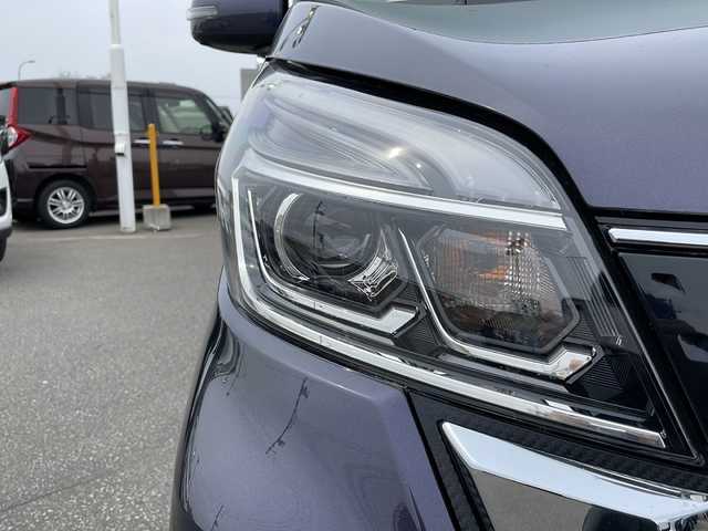 日産 デイズ ルークス ハイウェイスター Gターボ 青森県 2018(平30)年 5.4万km プレミアムパープルP ・ワンオーナー/・4WD/・追従なしクルーズコントロール/・純正7インチメモリーナビ(MM318D-W)/・CD/DVD/フルセグTV/Bluetooth/AUX/・純正エンジンスターター/・純正15インチAWサマータイヤ/・社外AWスタッドレス車載/・踏み間違い衝突防止アシスト/・インテリジェントエマージェンシーブレーキ/・両側パワースライドドア /・純正フロアマット/・スマートキー