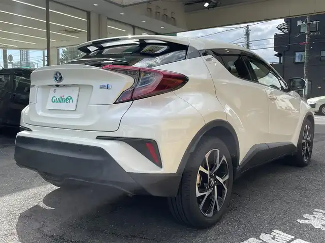 トヨタ Ｃ－ＨＲ G 静岡県 2018(平30)年 1.7万km ホワイトパールクリスタルシャイン ワンオーナー/純正ナビ/フルセグTV/DVD/CD/BT/SD/MSV/バックカメラ/ハーフレザーシート/前席シートヒーター /プリクラッシュセーフティ/レーンキープアシスト/オートハイビーム/レーダークルーズコントロール/クリアランスソナー/ブラインドスポットモニター/シーケンシャルウインカー/ドライブレコーダー/ステアリングスイッチ/スペアタイヤ/スマートキー×2/保証書/取扱説明書/ナビ取扱説明書/R1/2/3/5/6点検記録簿有